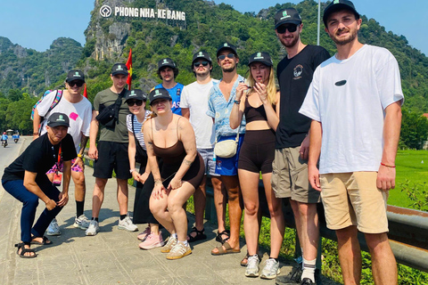 Phong Nha National Park: Paradise Cave Half-Day Tour Pickup in Hue and drop-off in Phong Nha