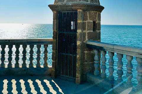 Cadiz: Guided Old Town Tour Cadiz: Guided Old Town Walking Tour