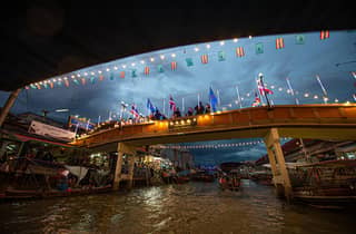 Bangkok: Maeklong Railway Market und Amphawa Floating Market