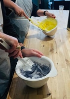 Parigi, classe culinaria del Macaron francese con uno chef - Housity