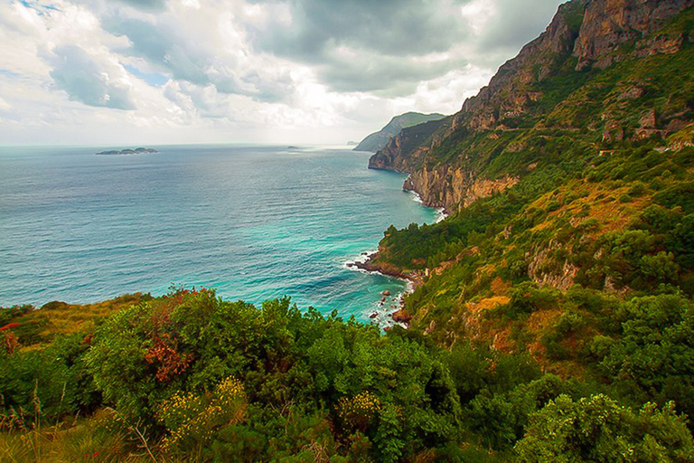 Rom: Amalfi-Küste Bootsfahrt & geführte Küstenstädte-TourRom: Amalfi-Küste Bootstour & geführte Küstenstädte-Tour