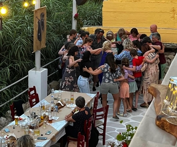 Kissamos: Greek Night with Buffet Dinner and Plate Smashing