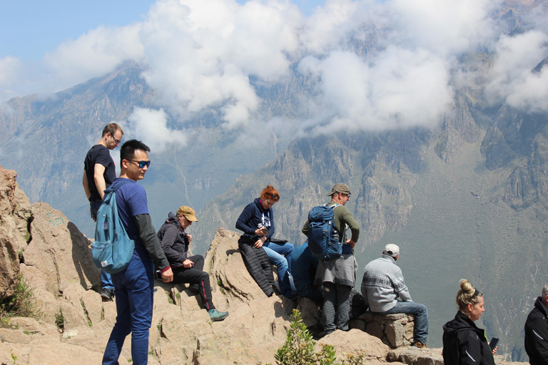 COLCA: A day trip + hike over the canyon
