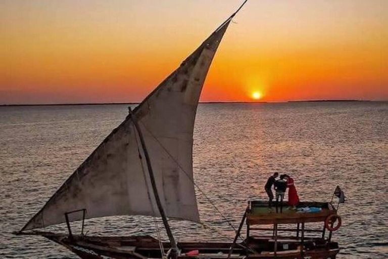 Zanzibar: Blue Lagoon Dhow Cruise and Beach Dinner