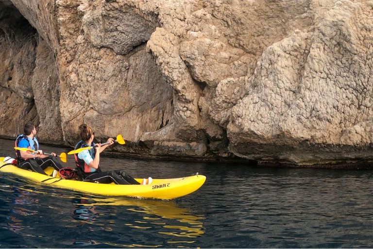 Altea: Excursion guiada en kayak por el Morro de Toix