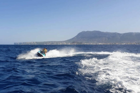 CALA BLANCA: con moto acuática, almuerzo y baño en el mar