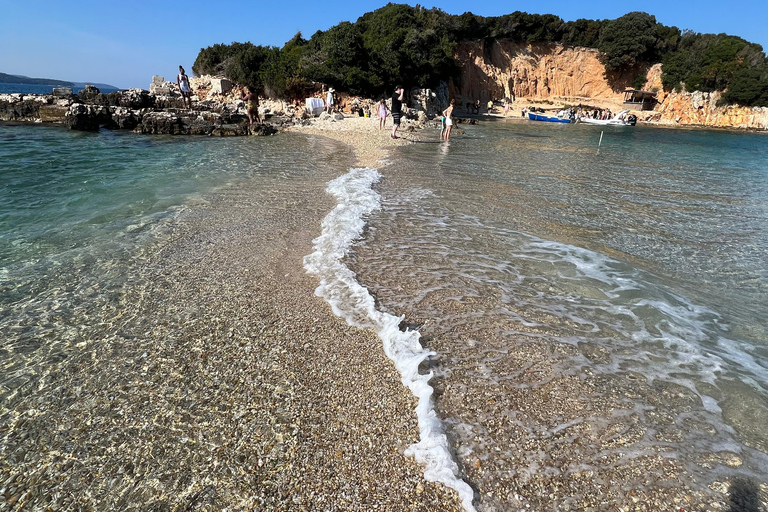 من تيرانا: جزر كساميل، ساراندا، ورحلة ليوم واحد إلى بلو آي