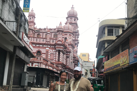 Explore Colombo with a Group