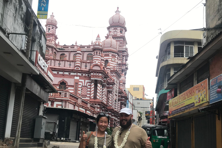 Explore Colombo with a Group