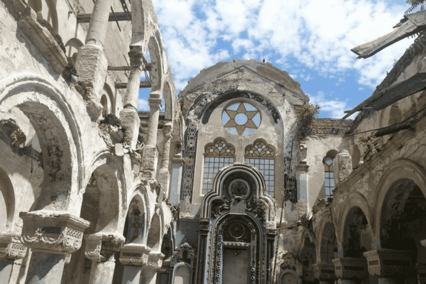 Bucharest: Jewish Heritage Private Walking Tour (group of 8)