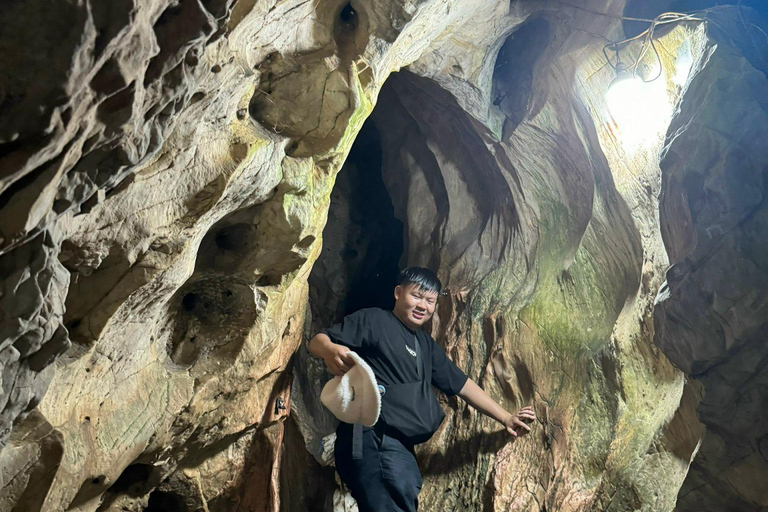 Excursão turística de meio dia à cidade de Da Nang em motaPasseio de mota