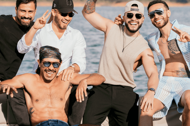 جولة بالقارب في غواتابي للمثليين