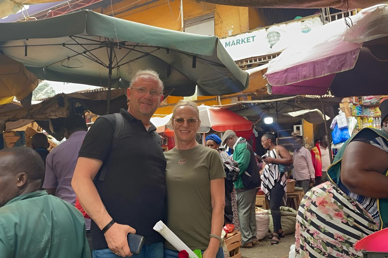 Kampala: Private Guided Market Tour with Hotel Transfers