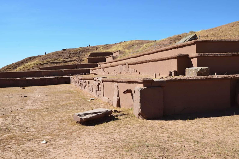 From La Paz: Tiwanaku and Puma Punku with lunch |Private|