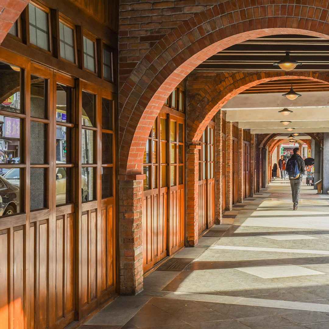 4 Days Private Tour Taipei, Jiufen, Sun Moon Lake & Taichung