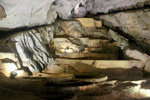 Von Hue aus: Botanischer Garten, Phong Nha Höhle und Dunkle Höhle Tour