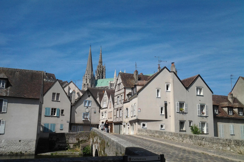 جولة خاصة في مدينة شارتر من باريس