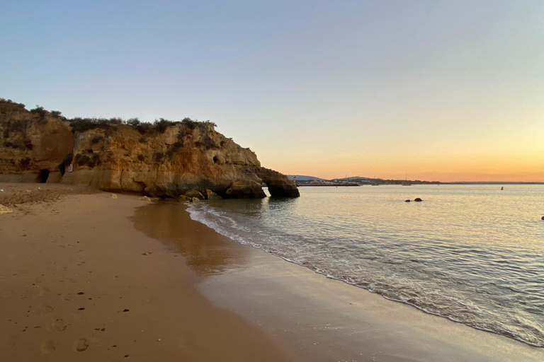 Lagos: Alquiler de Kayak Doble al AmanecerLagos: Alquiler de kayak doble al amanecer