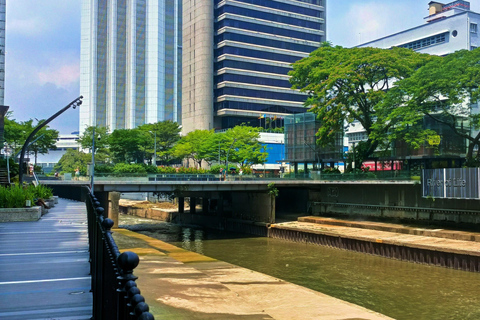 Visite privée de Kuala Lumpur, de Putrajaya et des grottes de BatuVisite privée de Kuala Lumpur, Putrajaya et Batu Caves