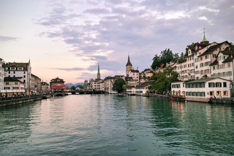 Zurich: Old Town Highlights Walking Tour with a Local Guide Zurich: Old Town Guided Walking Tour with Local Guide - 2h