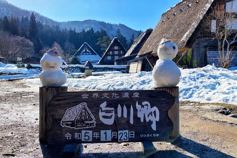 Desde Nagoya: excursión de un día a Shirakawa-go y Hida-TakayamaIncluye mirador. Salida de la estación de Nagoya a las 8:00.