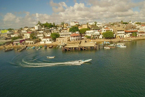 Lamu Island Escape: Dhow Cruise & Swahili Heritage Tour