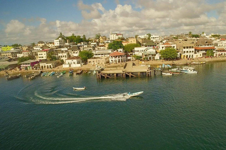 Lamu Island Escape: Dhow Cruise & Swahili Heritage Tour