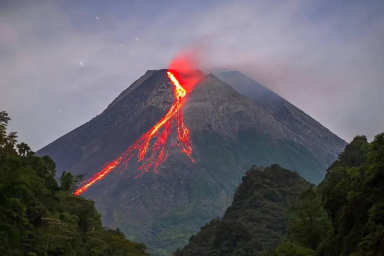 Yogyakarta: Borobudur, Prambanan Sunset & Merapi Lava View