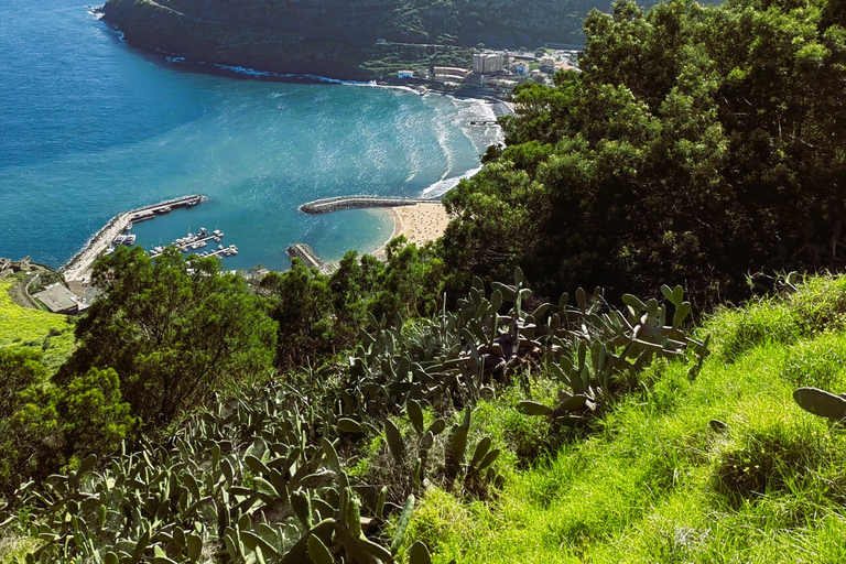 Madeira - Excursión al Este - Santana - Día Completo