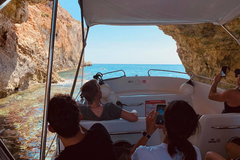 Desde Mellieha Excursión en lancha rápida por las Cuevas de Comino y la Laguna Azul