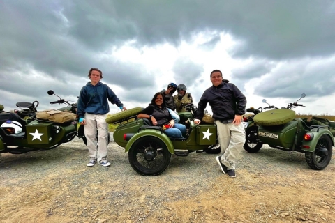 Ab Bayeux: D-Day-Halbtagestour in der Normandie mit einem Vintage-BeiwagenBayeux: Halbtägige D-Day-Strände mit einem Oldtimer-Motorrad-Beiwagen