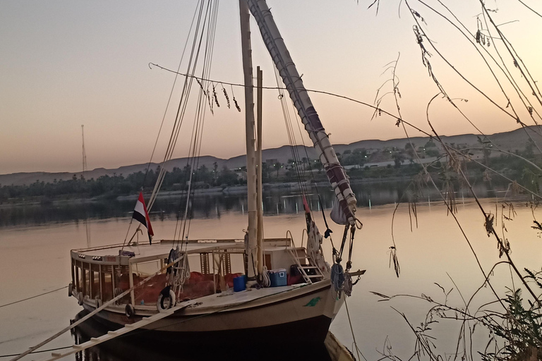 Aswan to Luxor: 3-Nights Felucca Sail to El Silsila, Luxor