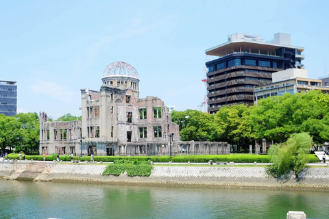 Hiroshima & Miyajima: Private Day Trip with Hotel Pickup