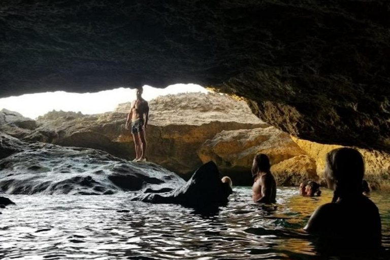 Aruba: Full-Day Sightseeing Island Tour with Cave Pool