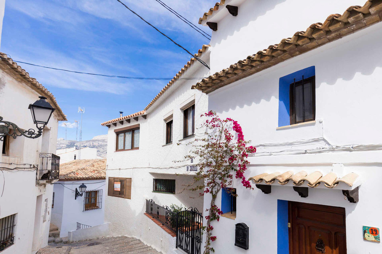 From Valencia: Altea and Portixol beach Day Trip