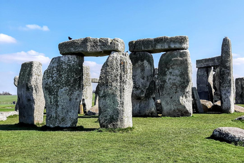 Depuis Stratford-on-Avon/Moreton-in-Marsh : Bath et Stonehenge9:00 Prise en charge à la gare de Moreton-in-Marsh