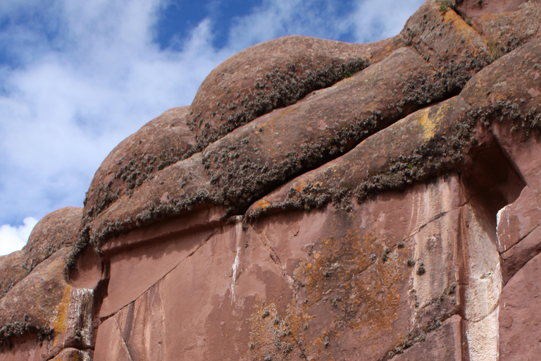 Puno: Aramu Muro and Cemetery of Molloco Day Trip