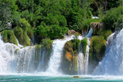 从萨格勒布出发：克罗地亚国家公园徒步导览8日游从萨格勒布出发：克罗地亚国家公园 8 天徒步导览