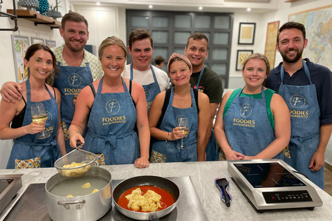 Sorrente : Cours de maître sur les pâtes avec un repas et du vin