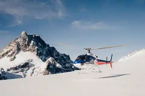 Queenstown: 50-Minute Southern Glacier Helicopter Flight