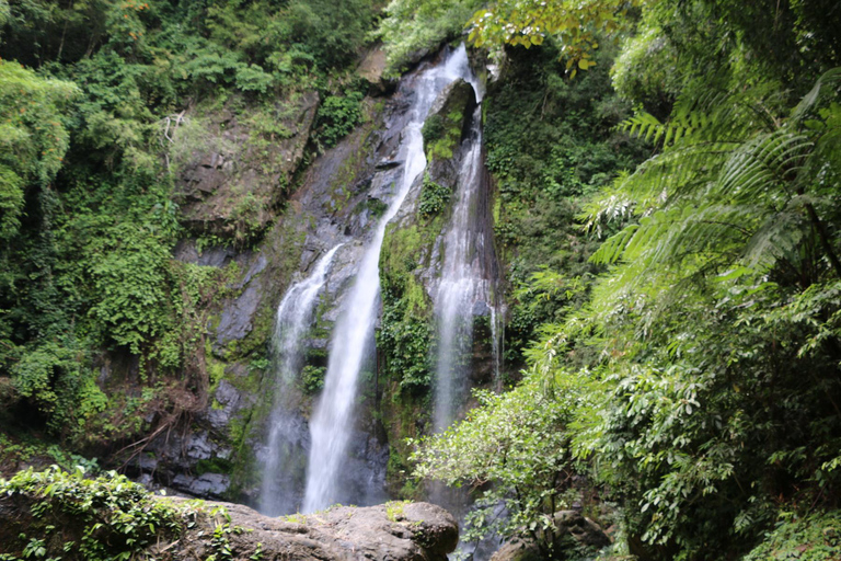 Der kleine Amazonas von Khao Lak: Kanu-, Trekking- und Wasserfall-Tagestour