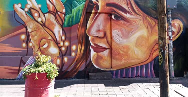 Mexico City: Art Naco, murals & street art bike tour photo 8
