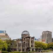 From Osaka or Kyoto: Hiroshima, Miyajima & Himeji Castle Private Tour