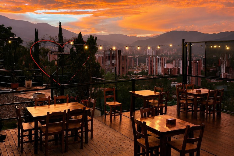 Medellín: La Octava Maravilla & La Bendición Viewpoint Tour