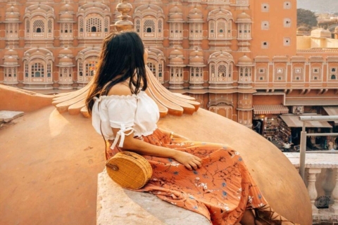 Depuis Agra : Visite privée de Jaipur en voiture avec possibilité de retour à DelhiAu départ d'Agra : visite privée tout compris de Jaipur et transfert à Delhi