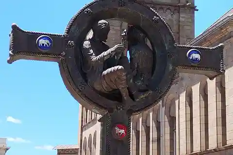 ゲベルハシティハイライトカー＆ウォーキングツアー