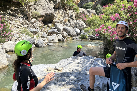 Desde Rethymno: Senderismo fluvial por el desfiladero de KourtaliotikoPunto de encuentro