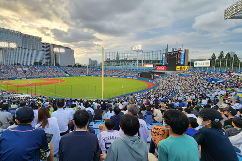 Tokyo: Live Japanese Baseball with a Local Guide in English or Spanish Tokyo: Live Japanese Baseball with a Local Guide in Spanish