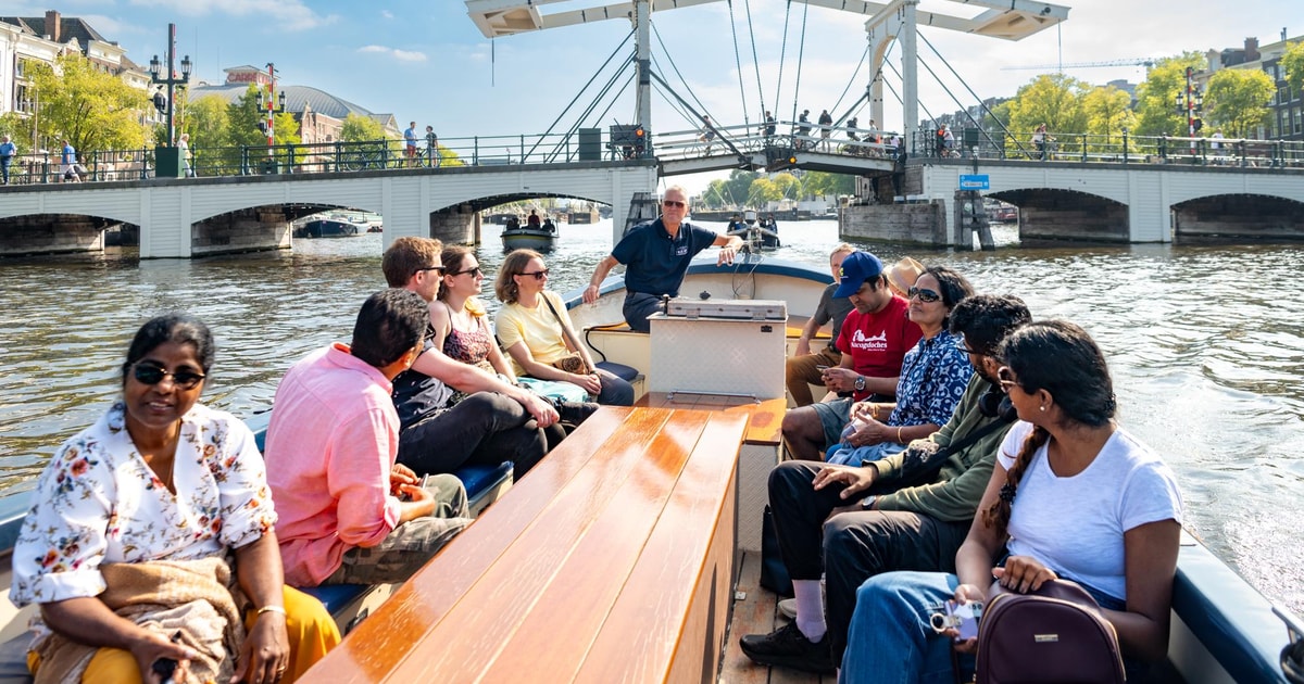Open-boat canal cruise with live guide · amsterdam