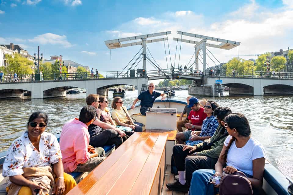 Kleines offenes Boot von Blue Boat